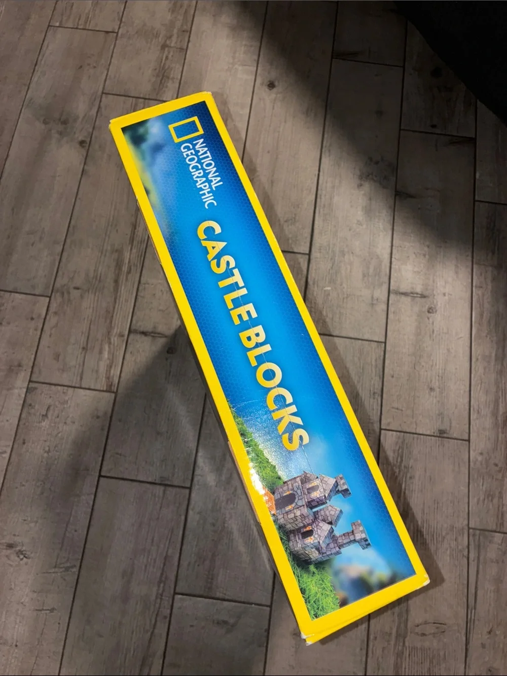 National Geographic Castle Blocks Playset - Blue & Yellow Packaging